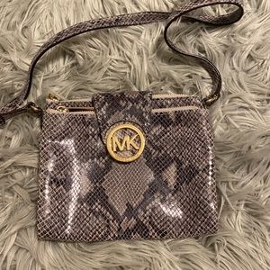 Michael Kors Snake skin cross body